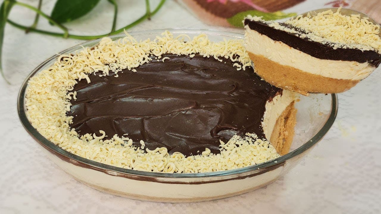 Torta Gelada de Leite Ninho Trufado na Travessa Sem Gelatina Sem Fogão