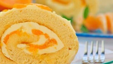 Rocambole De Maracujá Com Recheio De Damasco