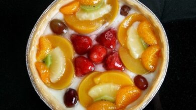 Sobremesa De Frutas Com Creme Gelado