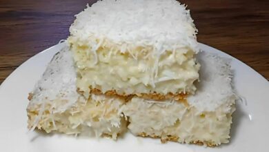 Receita de Bolo de Côco Cremoso Gelado