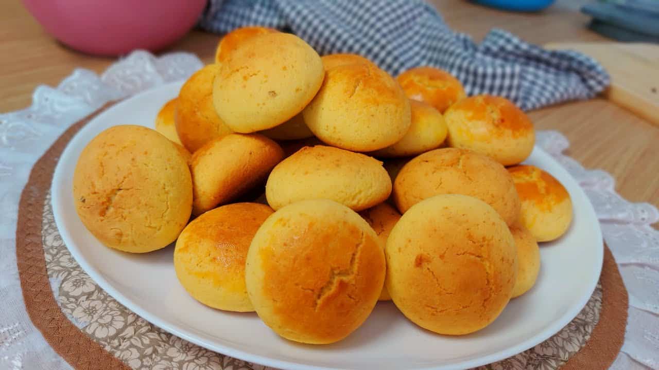 Broa De Fub De Padaria Que Derrete Na Boca