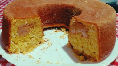 Bolo De Fubá Com Doce De Leite e Coco