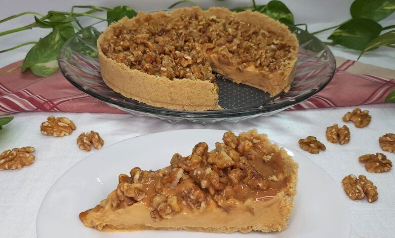 Torta de Doce de Leite Com Cobertura Caramelizada De Nozes